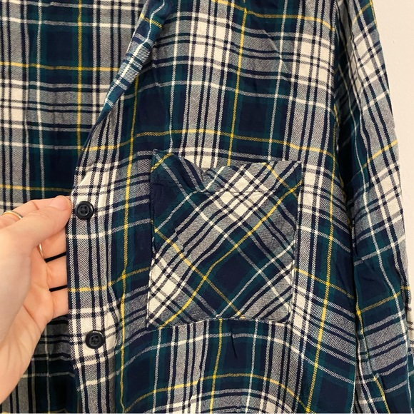 Eddie Bauer Blue Green & White Viscose Plaid Button Down Long Sleeve Blouse - Picture 5 of 10